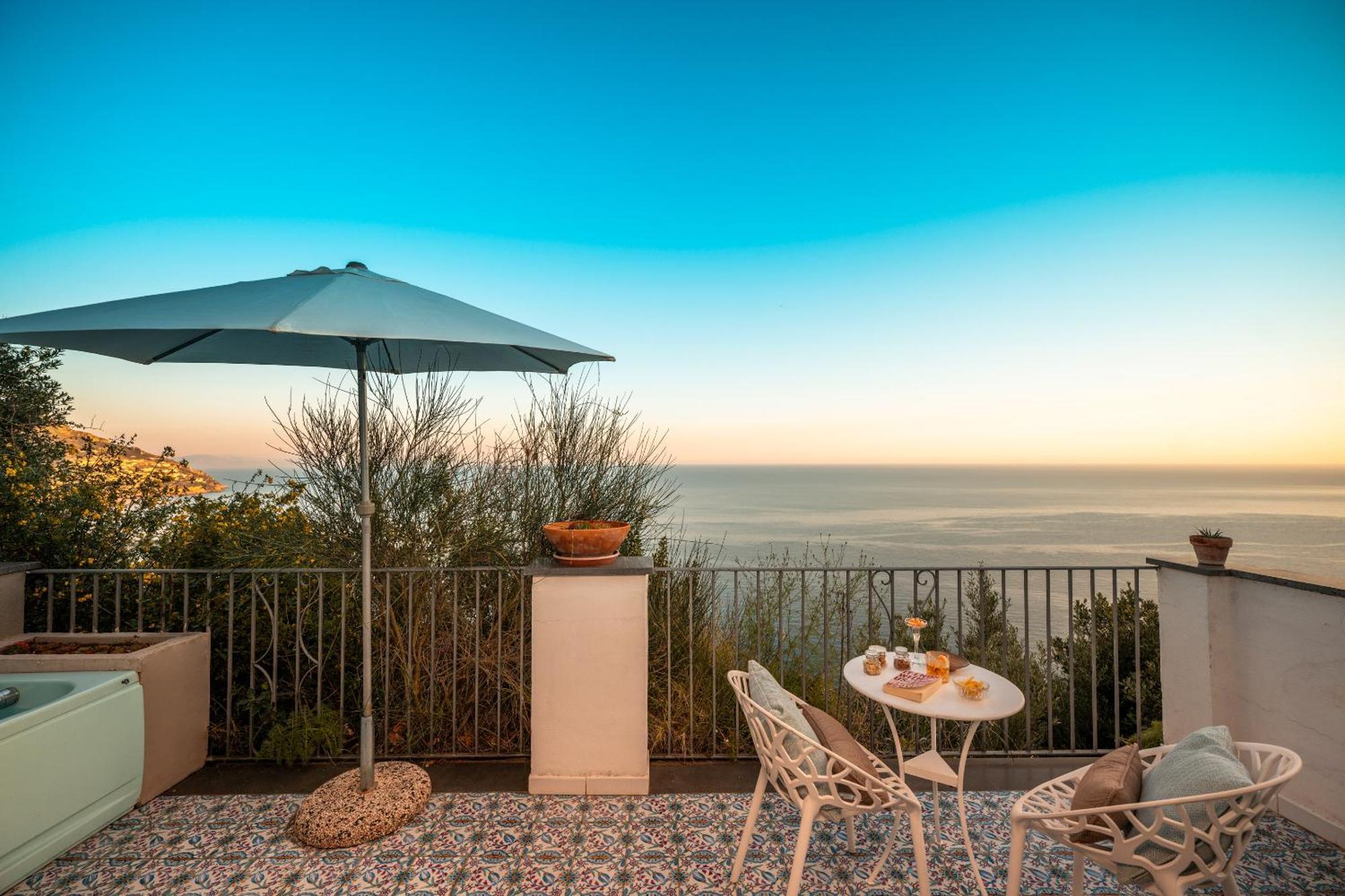Villa Punta Del Sole Positano Buitenkant foto
